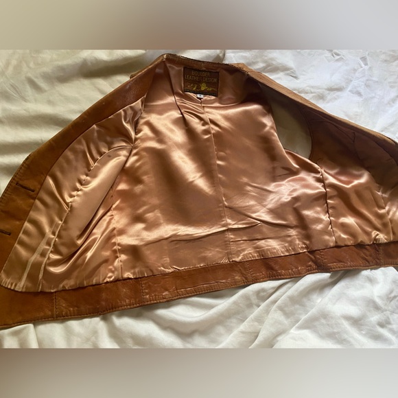Vintage Western Soft Tan Genuine Leather Vest - Picture 5 of 7